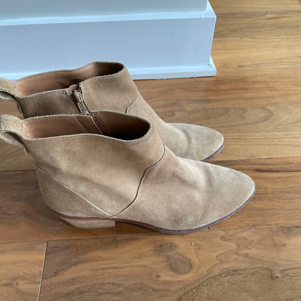Sandy suede booties